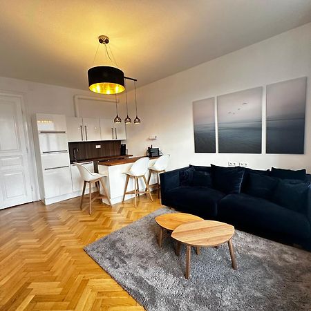 Luxury 3 Bedroom Apartment Near Schoenbrunn Palace Wina Bagian luar foto
