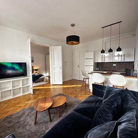 Luxury 3 Bedroom Apartment Near Schoenbrunn Palace Wina Bagian luar foto